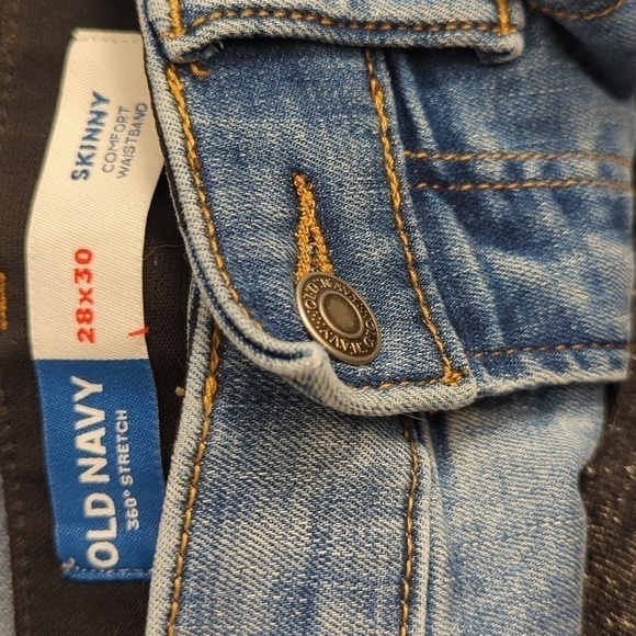 Old Navy 360 Stretch Skinny Comfort Waistband 28 x 30 - Picture 5 of 5